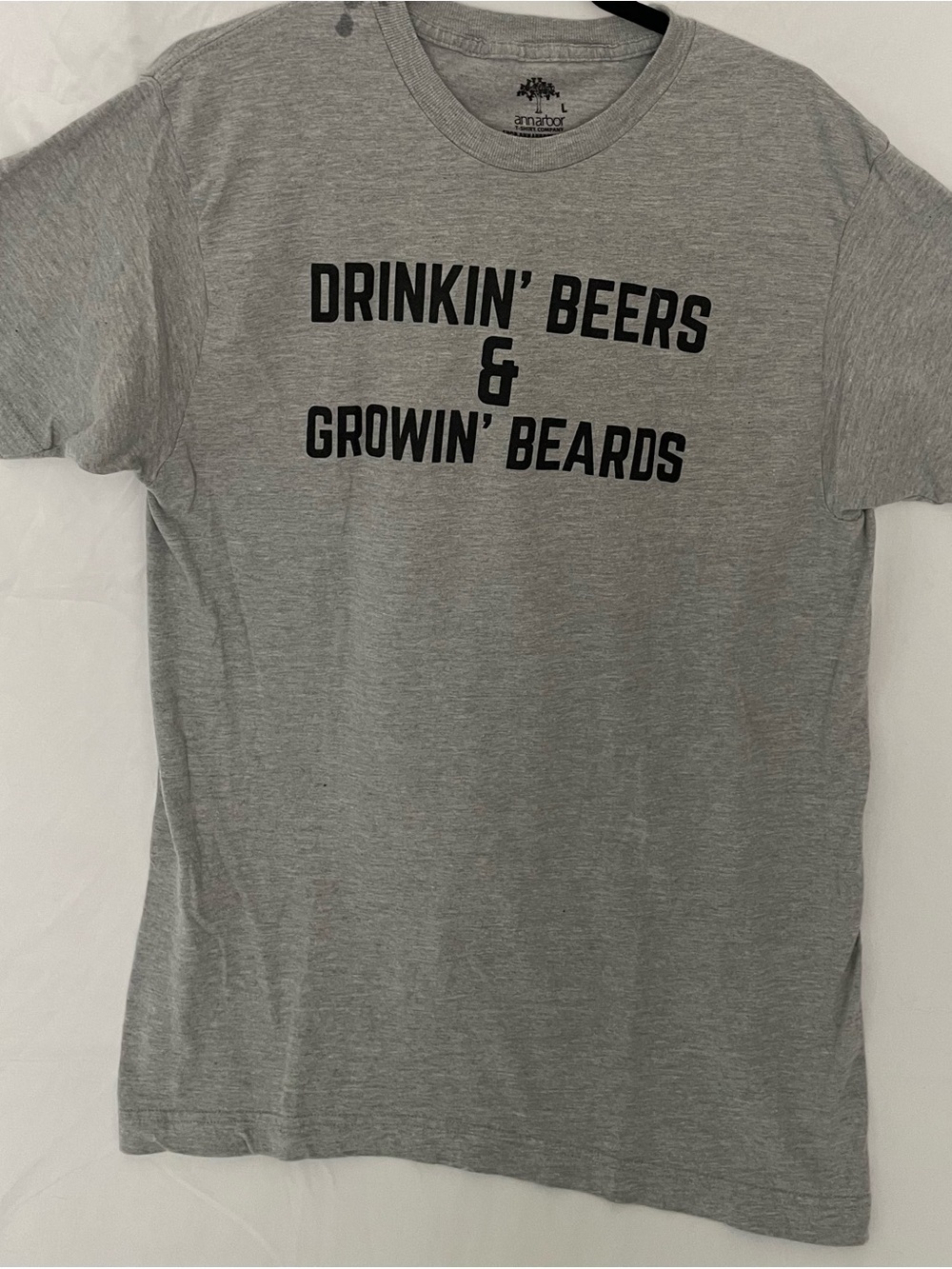 Arbor Gray Tee with Black Text 'Drinkin' Beers & Growin' Beards'